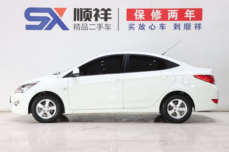 现代 瑞纳 2016款 1.4L 自动智能型GLS