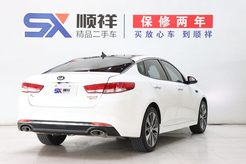 起亚K5 2017款 2.0L 自动15周年特别版LUX