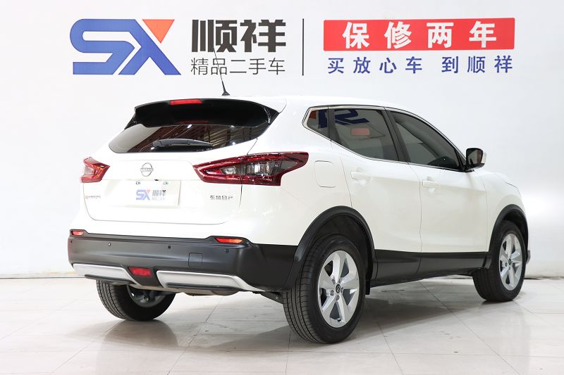 日产 逍客 2023款 经典 2.0L CVT XV舒适版