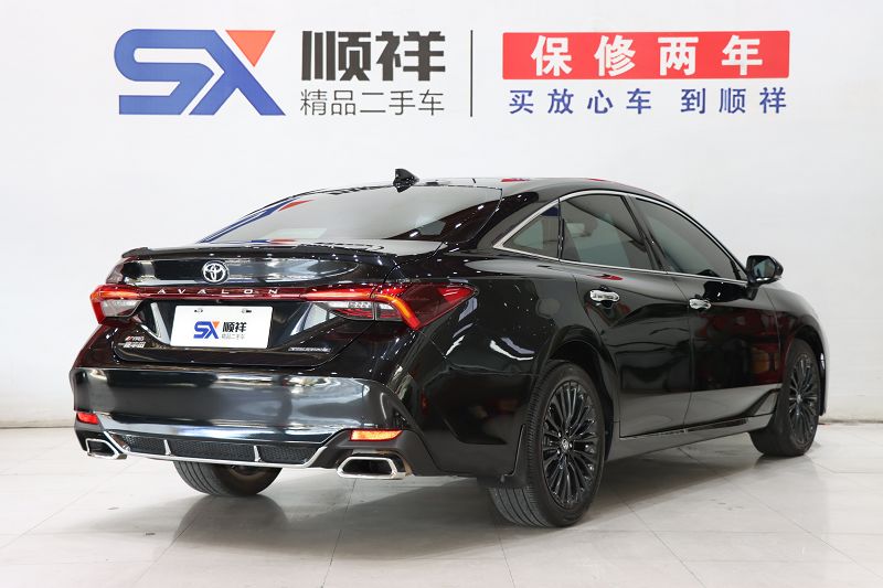 丰田 亚洲龙 2022款 2.5L Touring尊贵版