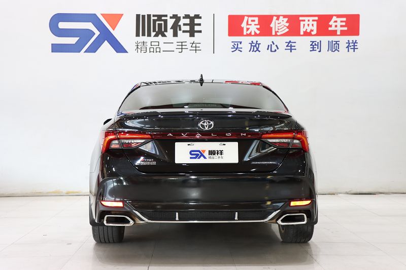 丰田 亚洲龙 2022款 2.5L Touring尊贵版