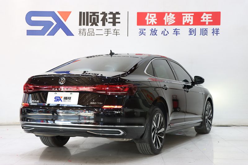 大众 帕萨特 2022款 380TSI 豪华版