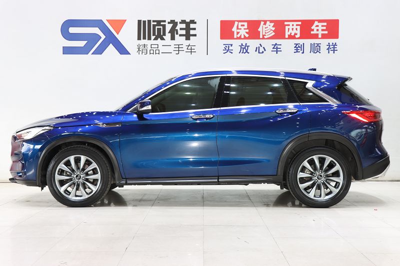 英菲尼迪QX50 2022款 2.0T 四驱菁英版