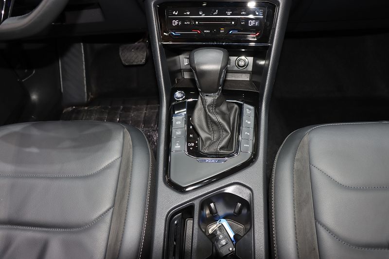 大众 途观L新能源 2021款 430PHEV 插电混动尊贵版