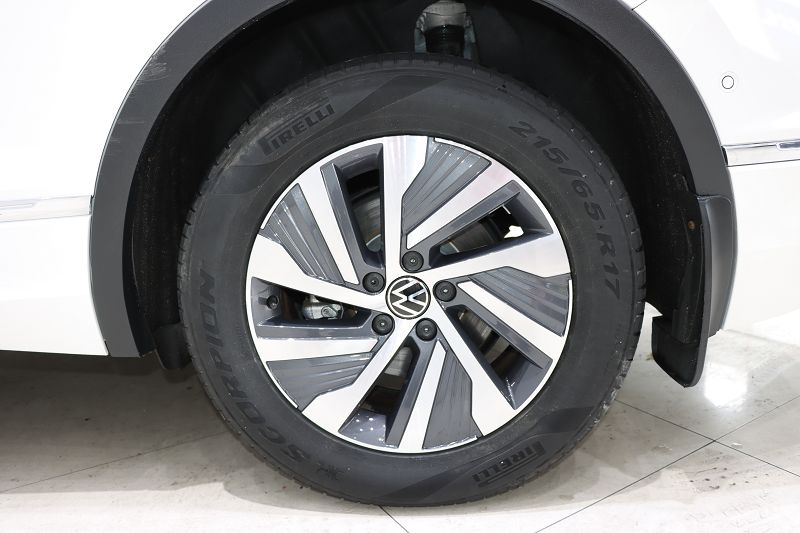 大众 途观L新能源 2021款 430PHEV 插电混动尊贵版