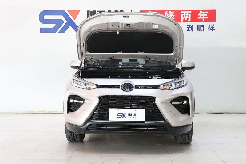 丰田 威兰达 2020款 双擎 2.5L E-CVT两驱豪华版