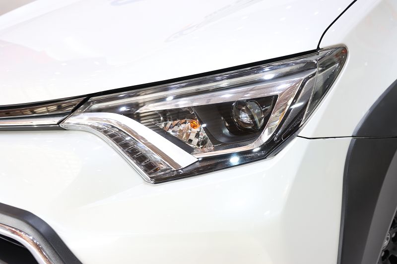 丰田 RAV4荣放 2019款 2.0L CVT两驱风尚X限量版 国VI