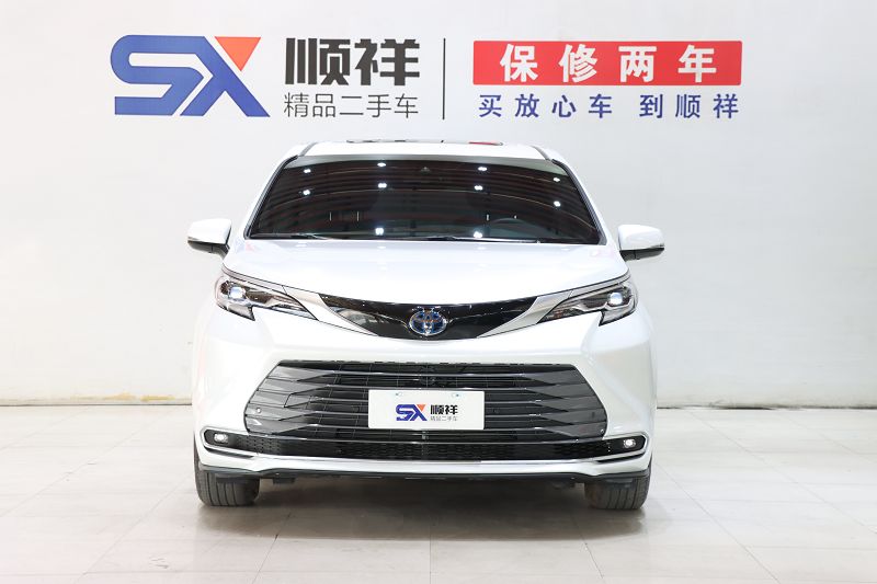 丰田 赛那SIENNA 2021款 2.5L混动 尊贵版