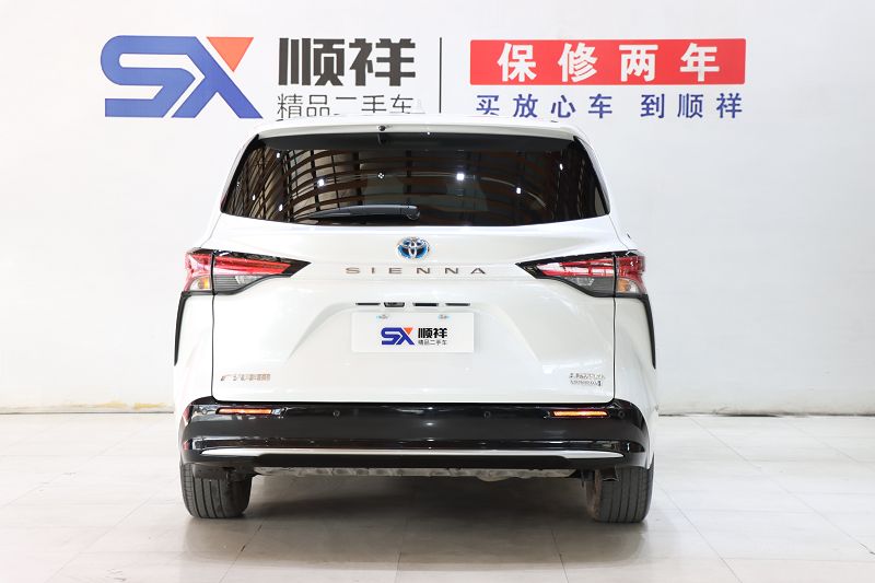 丰田 赛那SIENNA 2021款 2.5L混动 尊贵版