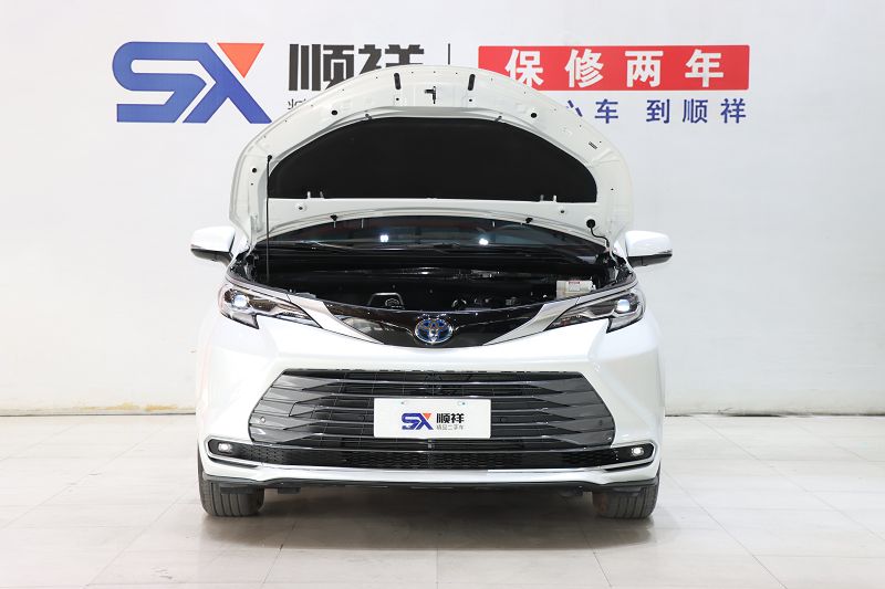 丰田 赛那SIENNA 2021款 2.5L混动 尊贵版