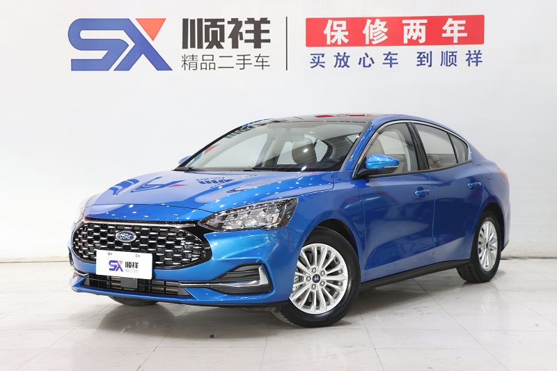 福特 福克斯 2021款 三厢 EcoBoost 180 自动锋潮型