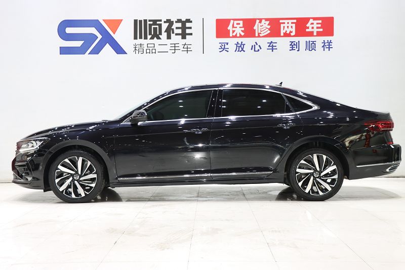 大众 帕萨特 2022款 330TSI 精英版