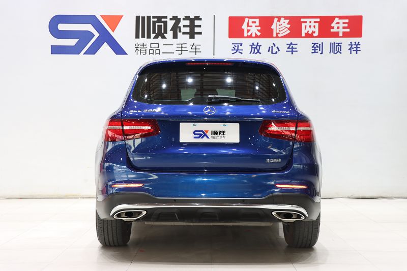 奔驰GLC级 2019款 改款 GLC 260 L 4MATIC 豪华型