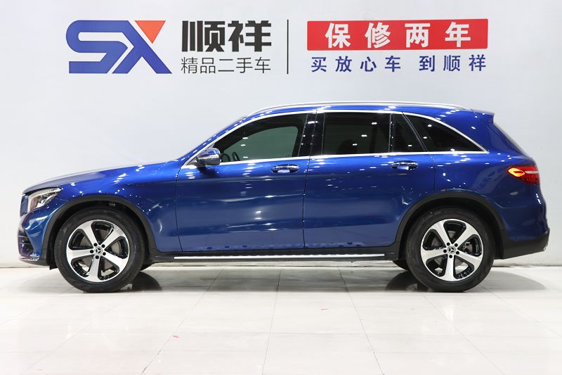 奔驰GLC级 2019款 改款 GLC 260 L 4MATIC 豪华型