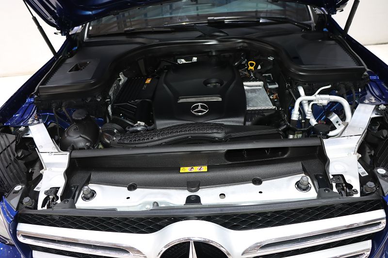 奔驰GLC级 2019款 改款 GLC 260 L 4MATIC 豪华型