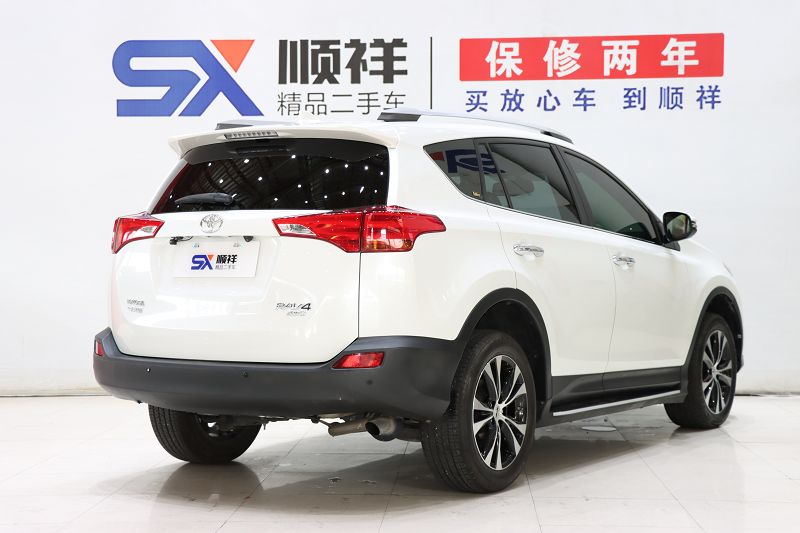 丰田 RAV4荣放 2015款 2.5L 自动四驱精英版