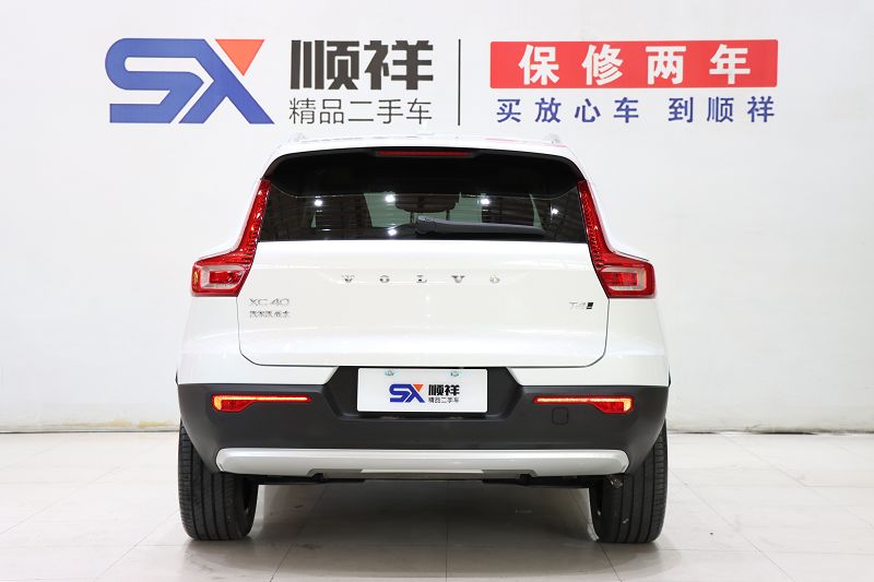 沃尔沃XC40 2021款 T4 四驱智远豪华版