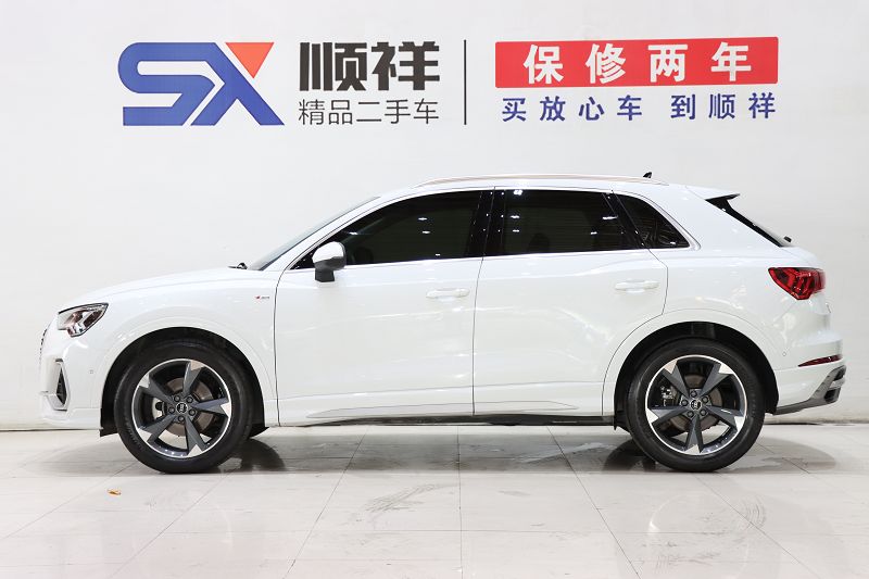 奥迪Q3 2021款 35 TFSI 时尚动感型