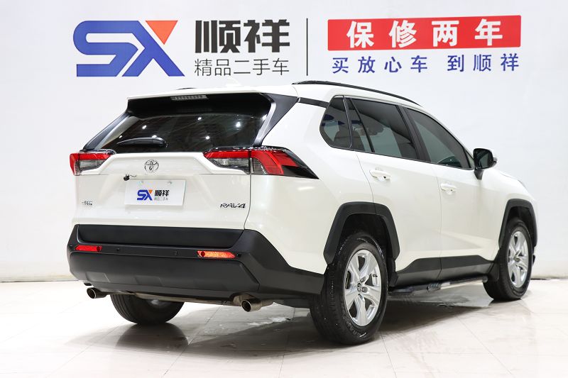 丰田 RAV4荣放 2020款 2.0L CVT两驱都市版