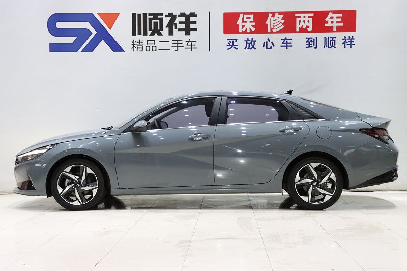 现代 伊兰特 2022款 1.5L CVT GLX精英版