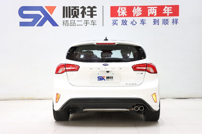 福特 福克斯 2020款 两厢 EcoBoost 180 自动ST Line