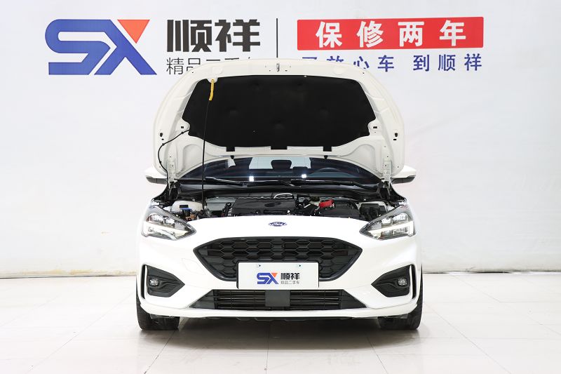 福特 福克斯 2020款 两厢 EcoBoost 180 自动ST Line