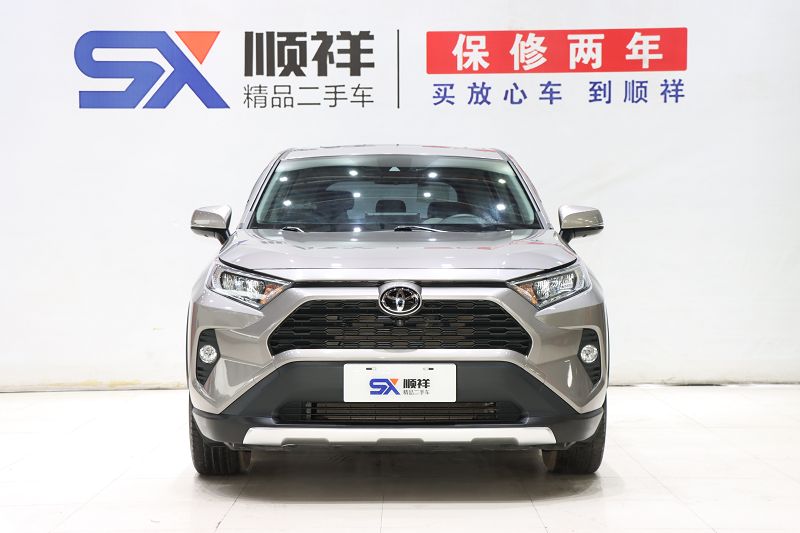 丰田 RAV4荣放 2022款 2.0L CVT两驱风尚版