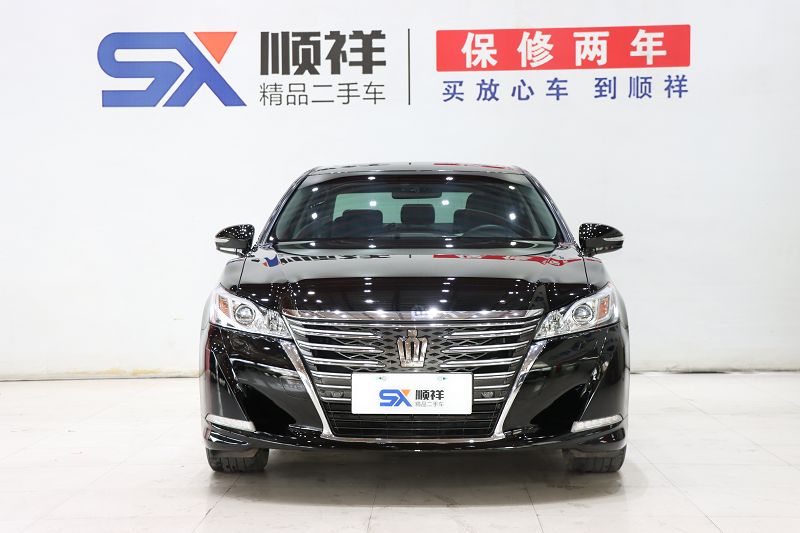 丰田皇冠 2015款 2.5L 智享版