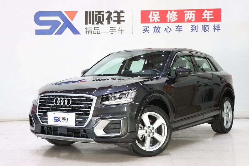 奥迪Q2L 2021款 35 TFSI 时尚致雅型