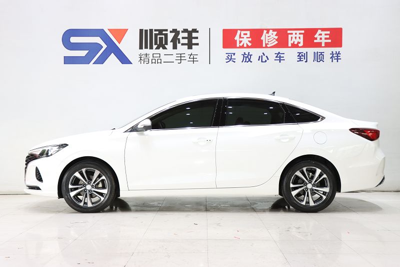 长安 逸动 2021款 PLUS 蓝鲸NE 1.4T GDI DCT尊贵型 国VI