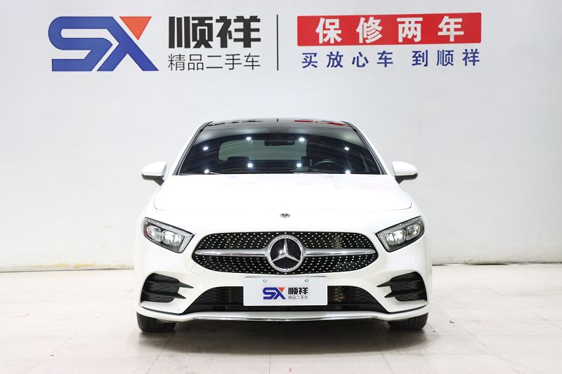 奔驰A级 2019款 改款 A 200 L 运动轿车