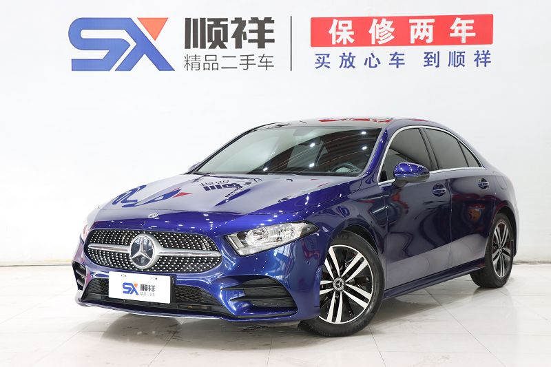 奔驰A级 2020款 A 180 L 运动轿车 国VI