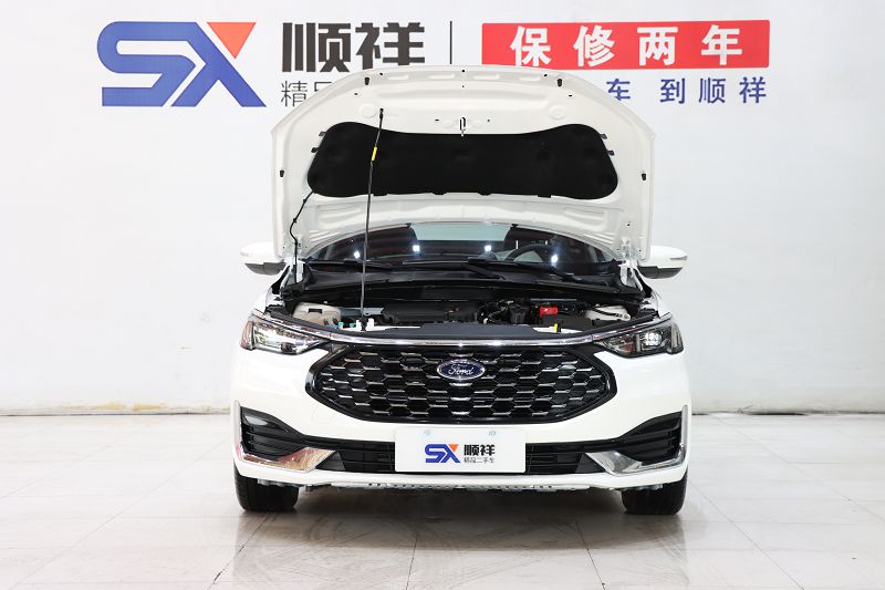 福特 福睿斯 2021款 1.5L 自动钻石版