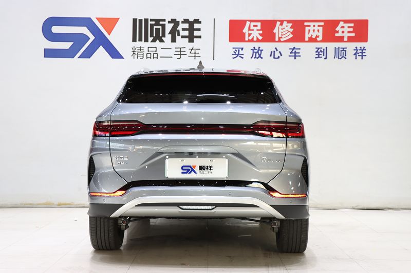 比亚迪宋PLUS新能源 2023款 冠军版 DM-i 110KM 旗舰型