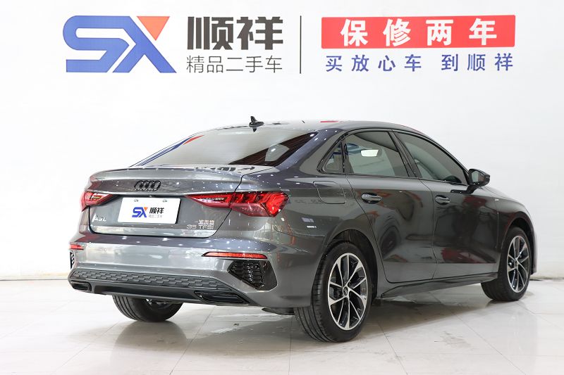 奥迪A3 2022款 A3L Limousine 35 TFSI 进取运动型