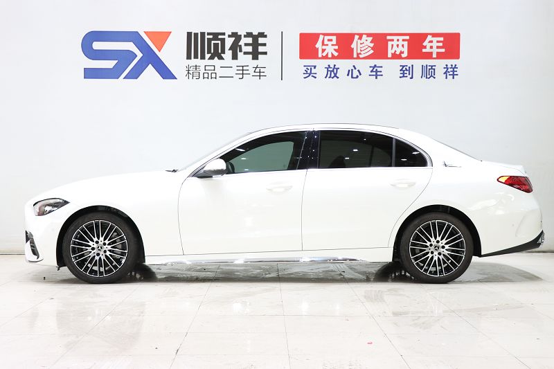 奔驰C级 2023款 C 260 L 运动版