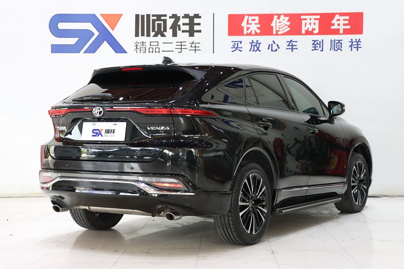 丰田 威飒 2022款 2.0L CVT两驱尊贵版