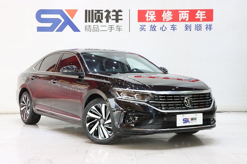 大众 帕萨特 2023款 330TSI 豪华版