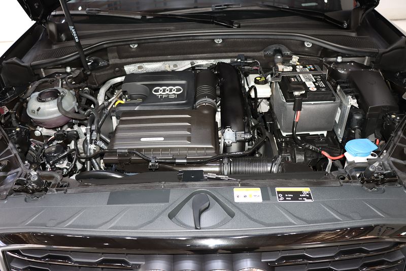 奥迪Q2L 2021款 35 TFSI 进取动感型