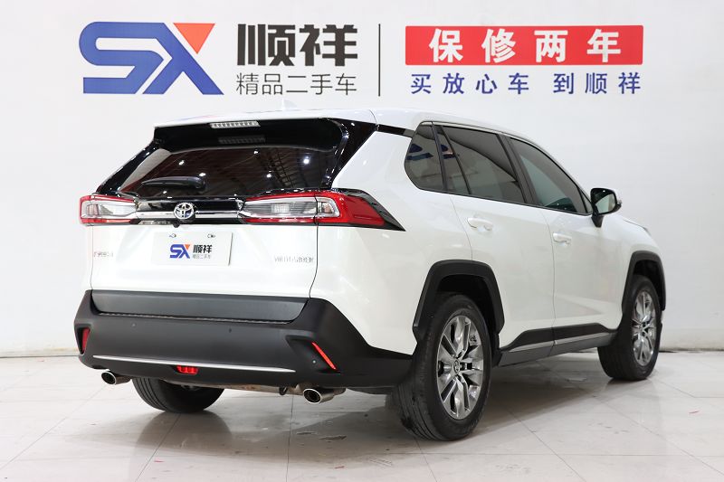 丰田威兰达 2022款 2.0L CVT两驱豪华PLUS版