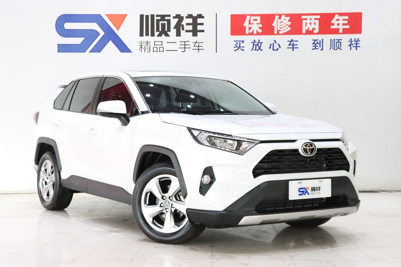 丰田 RAV4荣放 2022款 2.0L CVT两驱风尚Plus版