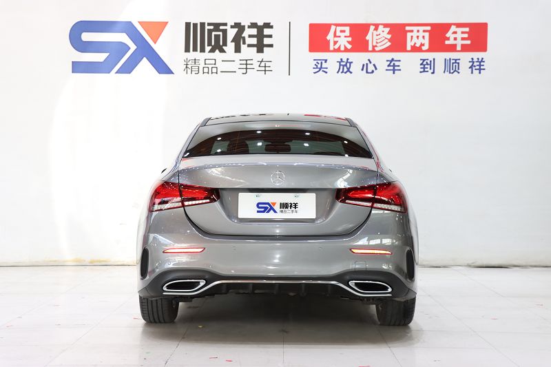 奔驰A级 2022款 A 200 L 运动轿车动感型