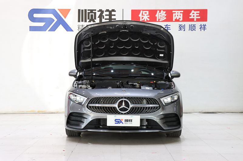 奔驰A级 2022款 A 200 L 运动轿车动感型