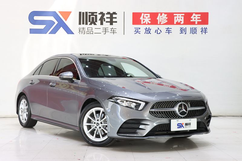 奔驰A级 2022款 A 200 L 运动轿车动感型