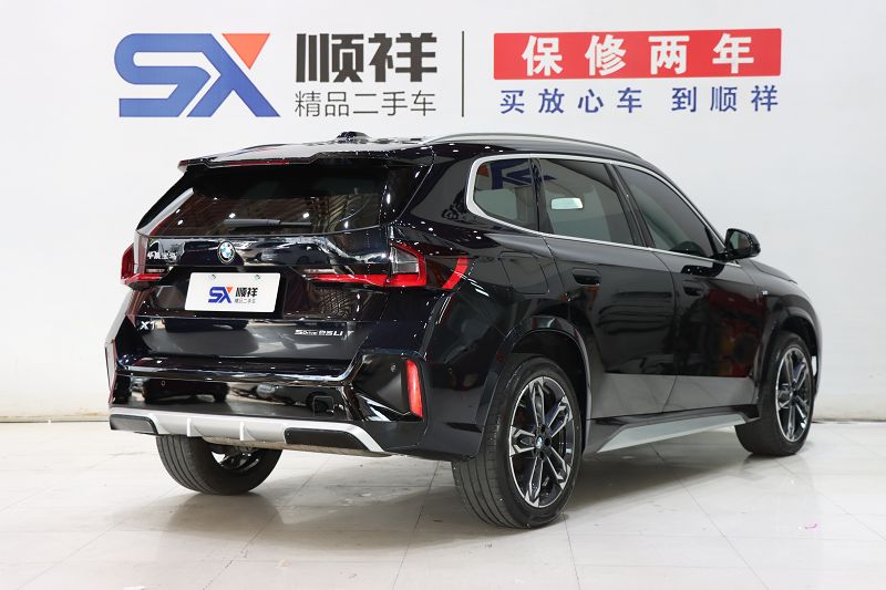 宝马X1 2023款 sDrive25Li M运动套装