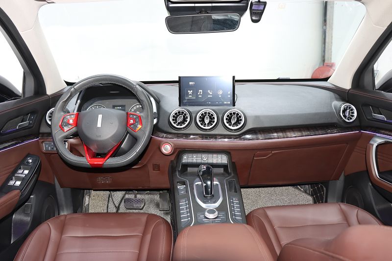 魏牌 VV5 2019款 1.5T 两驱颜先锋