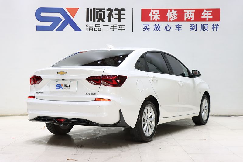 雪佛兰科鲁泽 2023款 1.5L 双离合悦享版