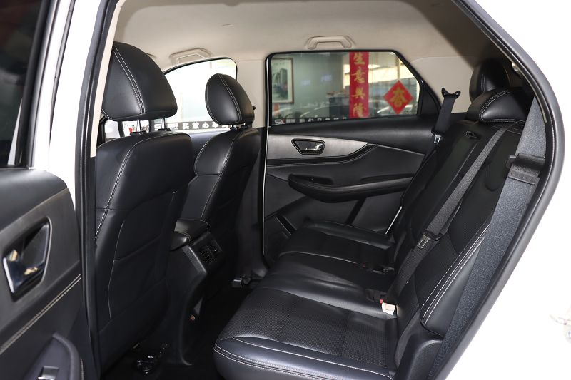 东风风光 风光S560 2018款 东风 1.8L 手动都市型 7座