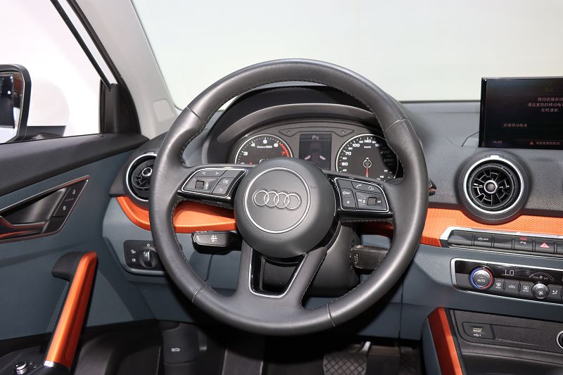 奥迪Q2L 2018款 35 TFSI 时尚致雅型 国VI