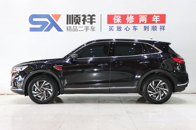 红旗HS5 2022款 改款 2.0T 智联旗享版